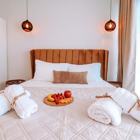 Sithon Diamond Suites 1 Nikiti  Eksteriør billede