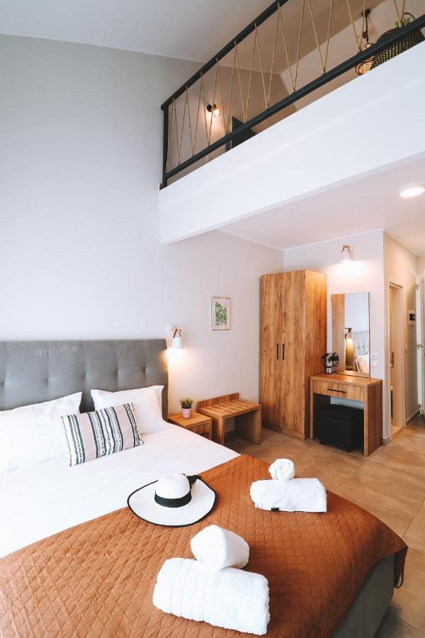 Sithon Diamond Suites 1 Nikiti  Eksteriør billede